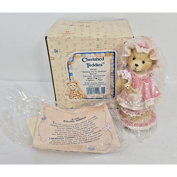 1993 Cherished Teddies Priscilla "Holding Onto Someone Special" #916285 U8 - Picture 1 of 10